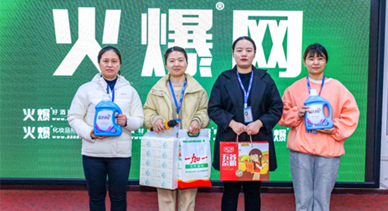 �펽��׌�ü Ů�ӓ���һƬ��