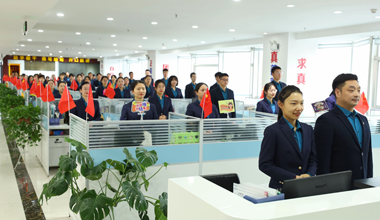 �𱬾W(w��ng)��Ӣ�F�