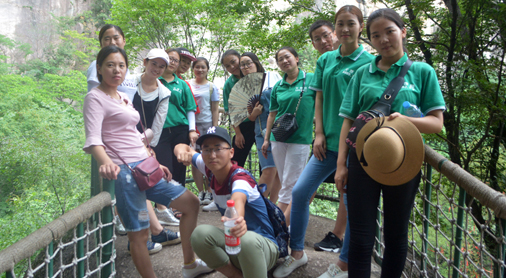 ����Ę�(l��)Ȥ����׷������һ������һ�ӵ��ഺ��