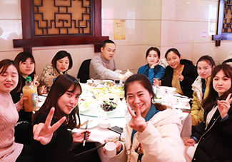 �𱬾W�ο��c�𱬾W��Ӣ�e�����R������